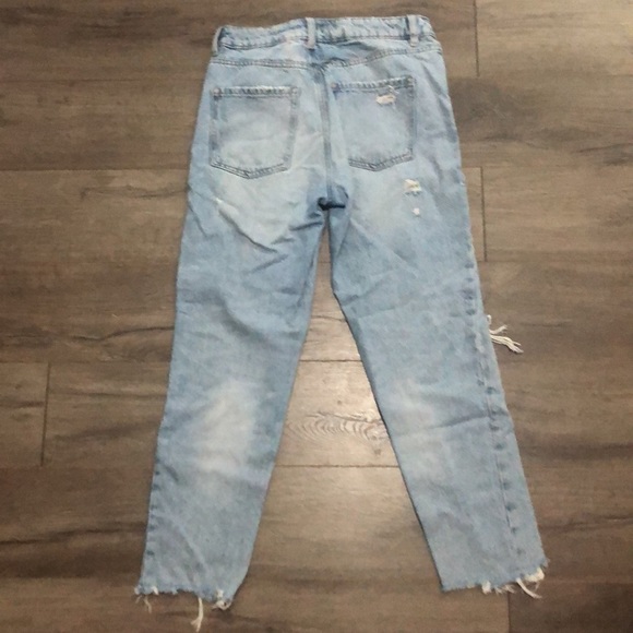 Garage mom jeans size 05. Bought for about $60 asking for $25 OBO. - Picture 3 of 3